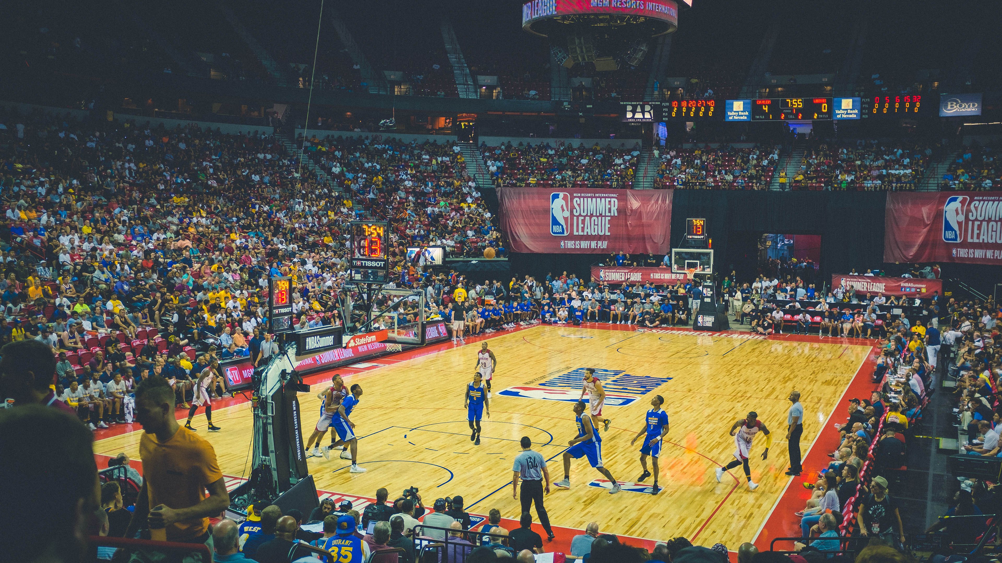 开云kaiyun-米切尔外线火力全开骑士攻势迅猛，米切尔强在哪