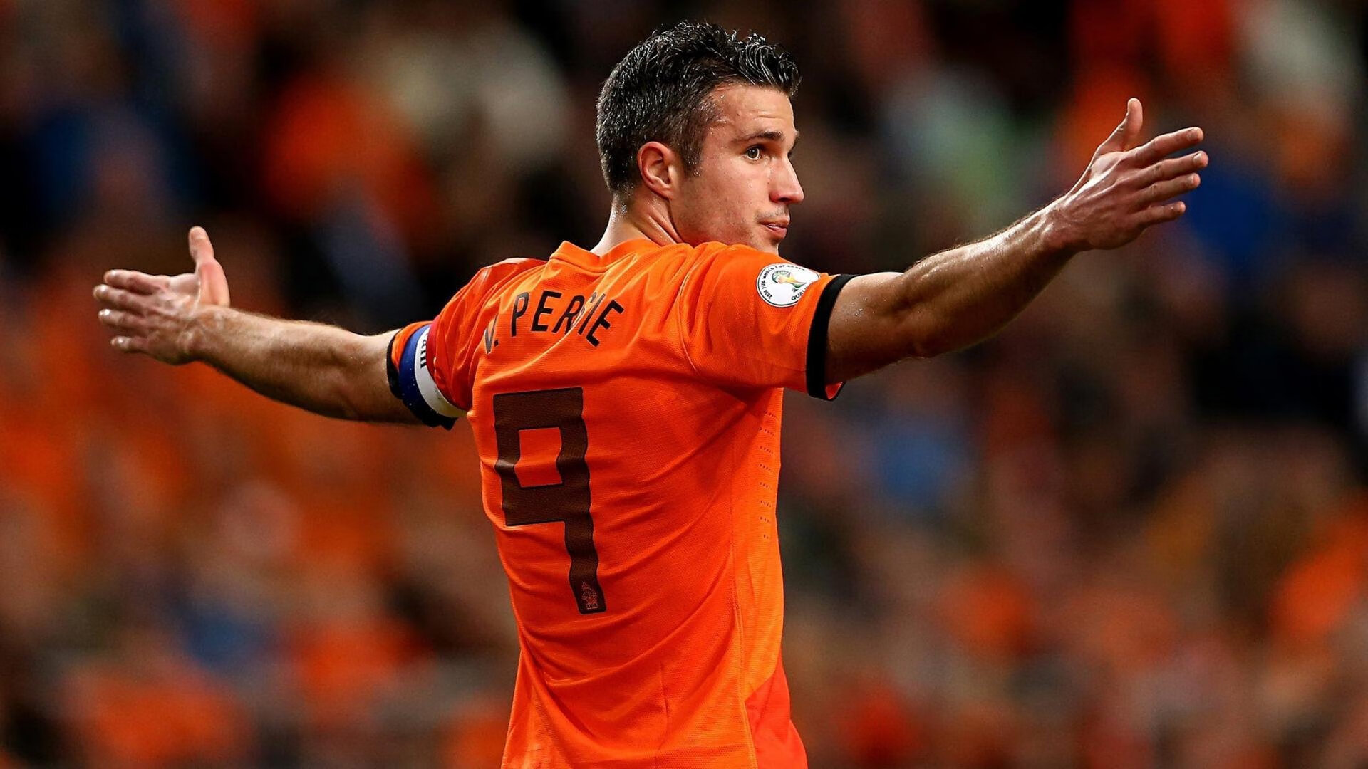 kaiyun 开云体育-足球文化展览活动增强球迷与俱乐部情感连接，宣传足球俱乐部的句子